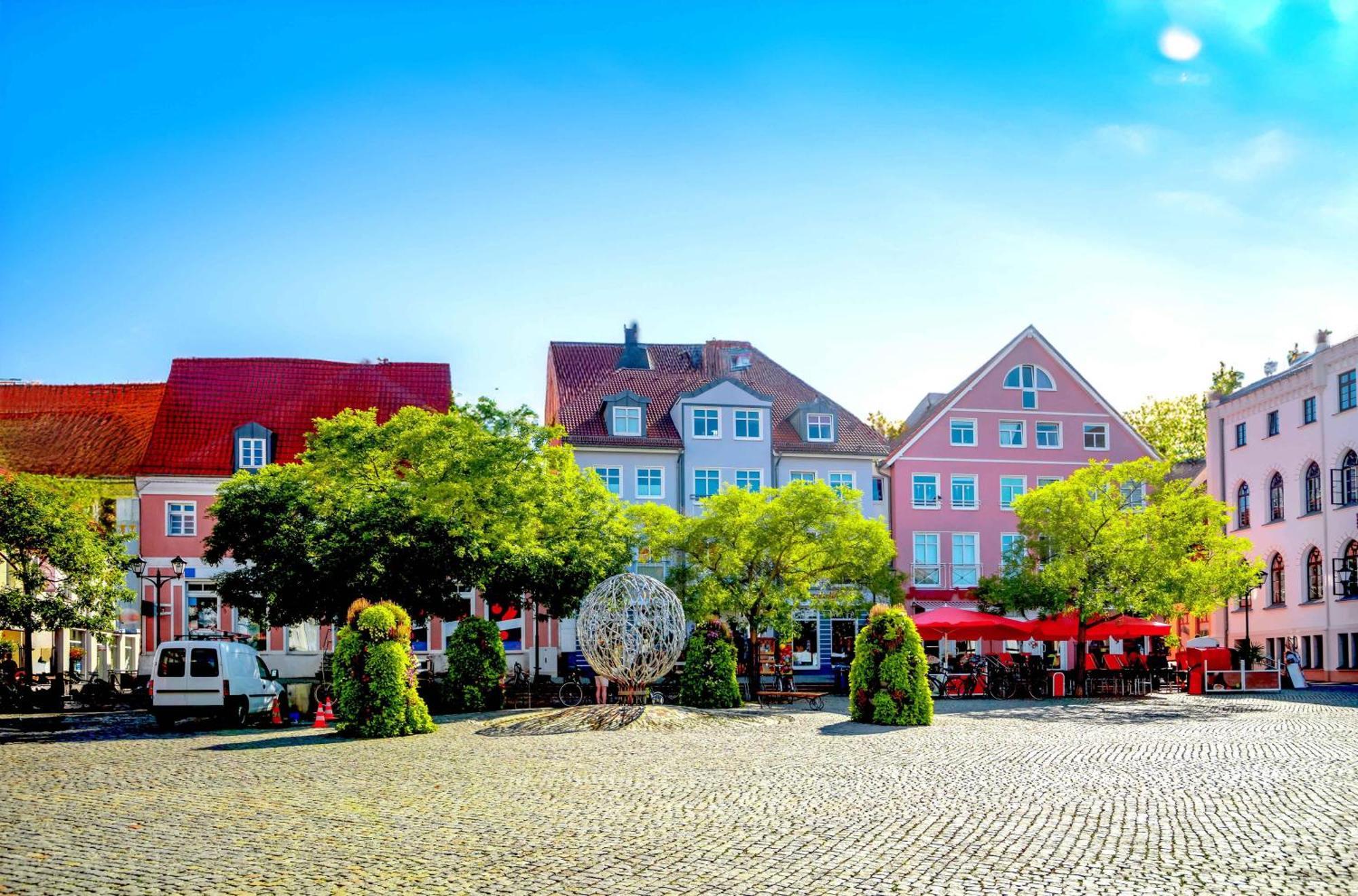 Mueritzwind In Der Warener Altstadt Waren  Eksteriør bilde